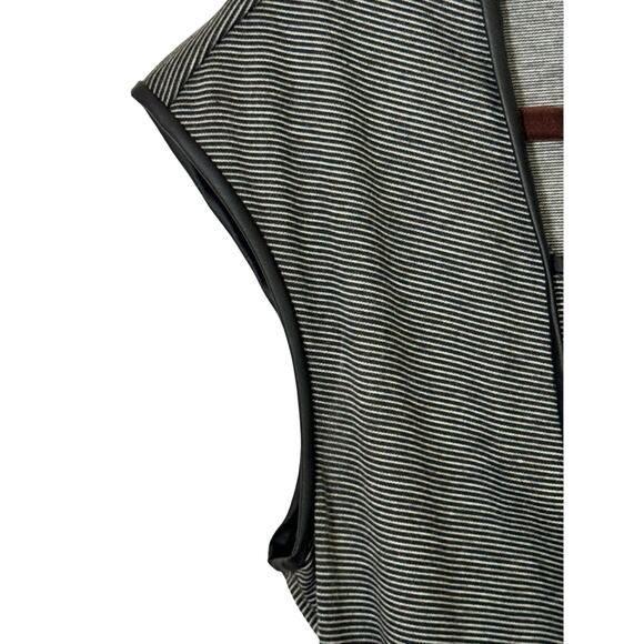 Mad Studio Above Kneww Knit Dree. Bland and Gray Size Medium - Picture 4 of 5